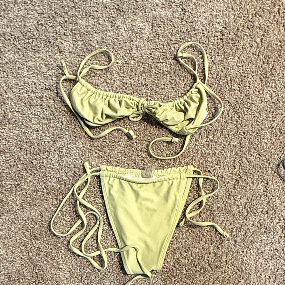 SHEIN Light Green Bikini Set